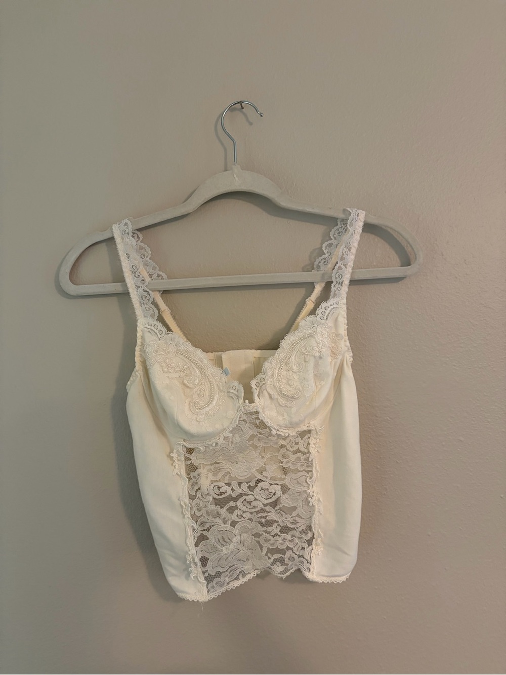 Hanky Panky Ivory Lace Bustier Camisole